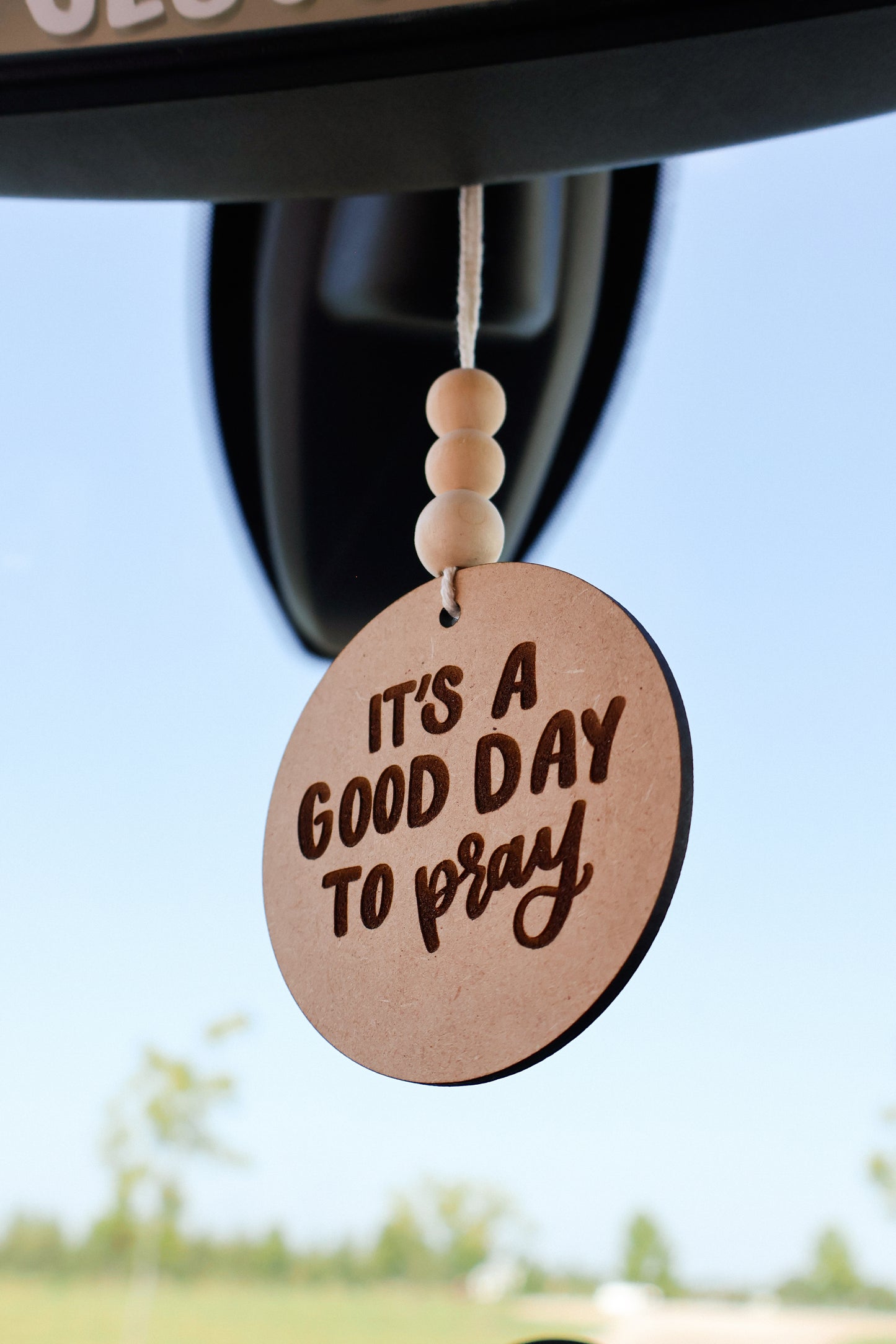 Good day to pray | car charm