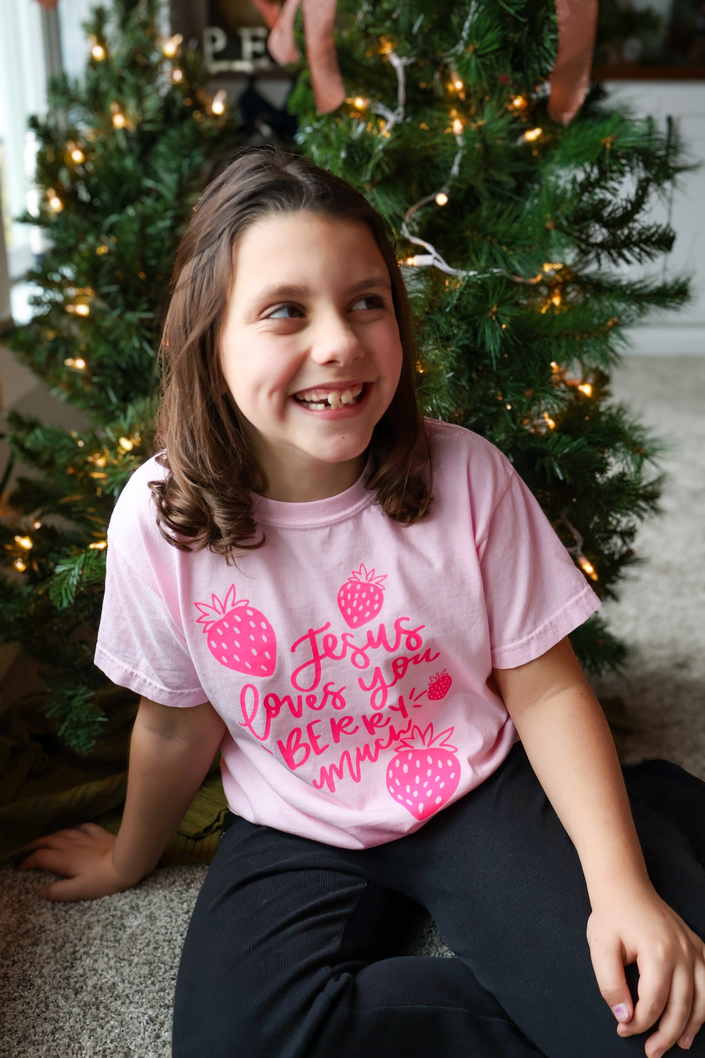 Jesus loves you berry much | Youth tee