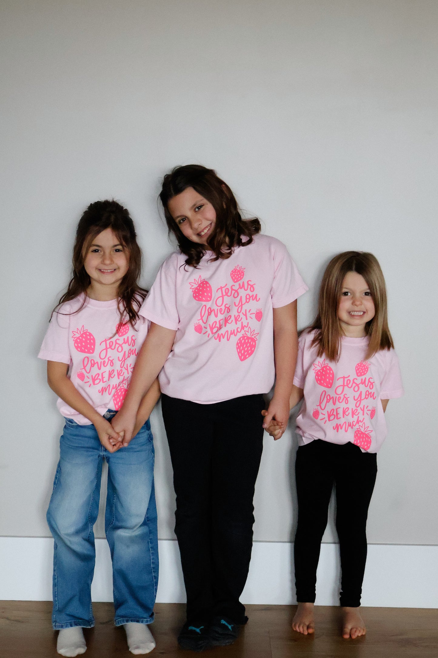 Jesus loves you berry much | Youth tee