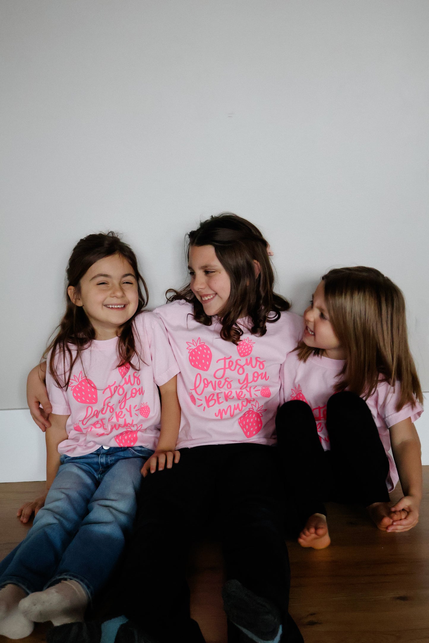 Jesus loves you berry much | Youth tee