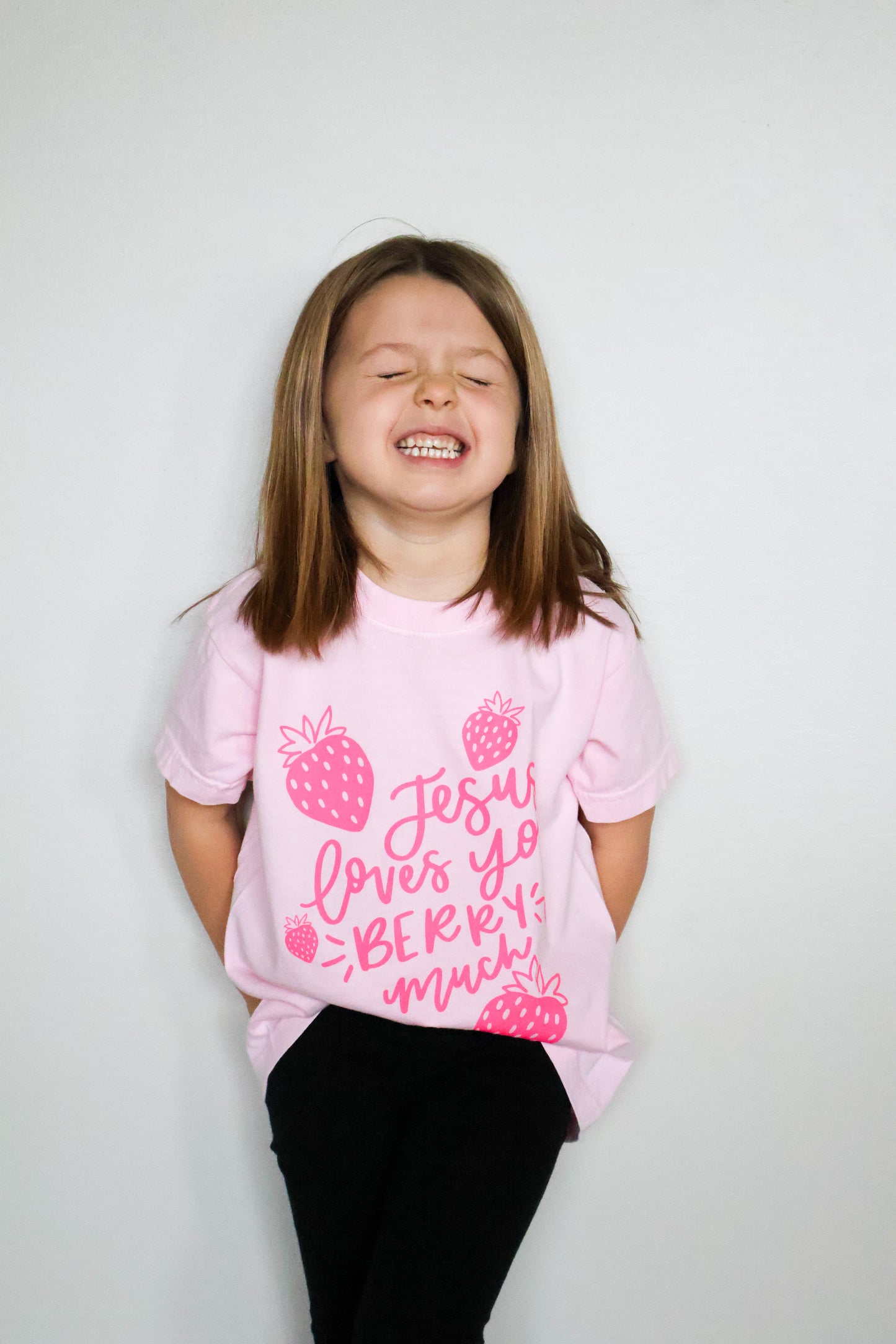 Jesus loves you berry much | Youth tee