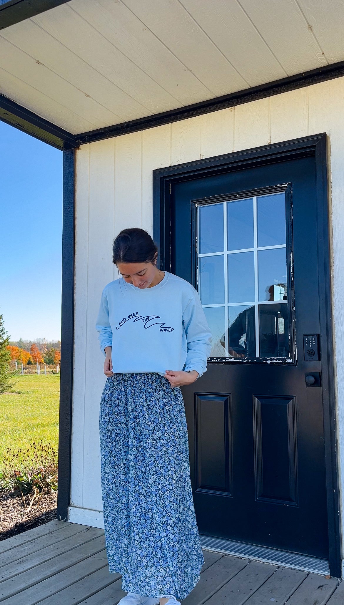 God uses the waves | crewneck