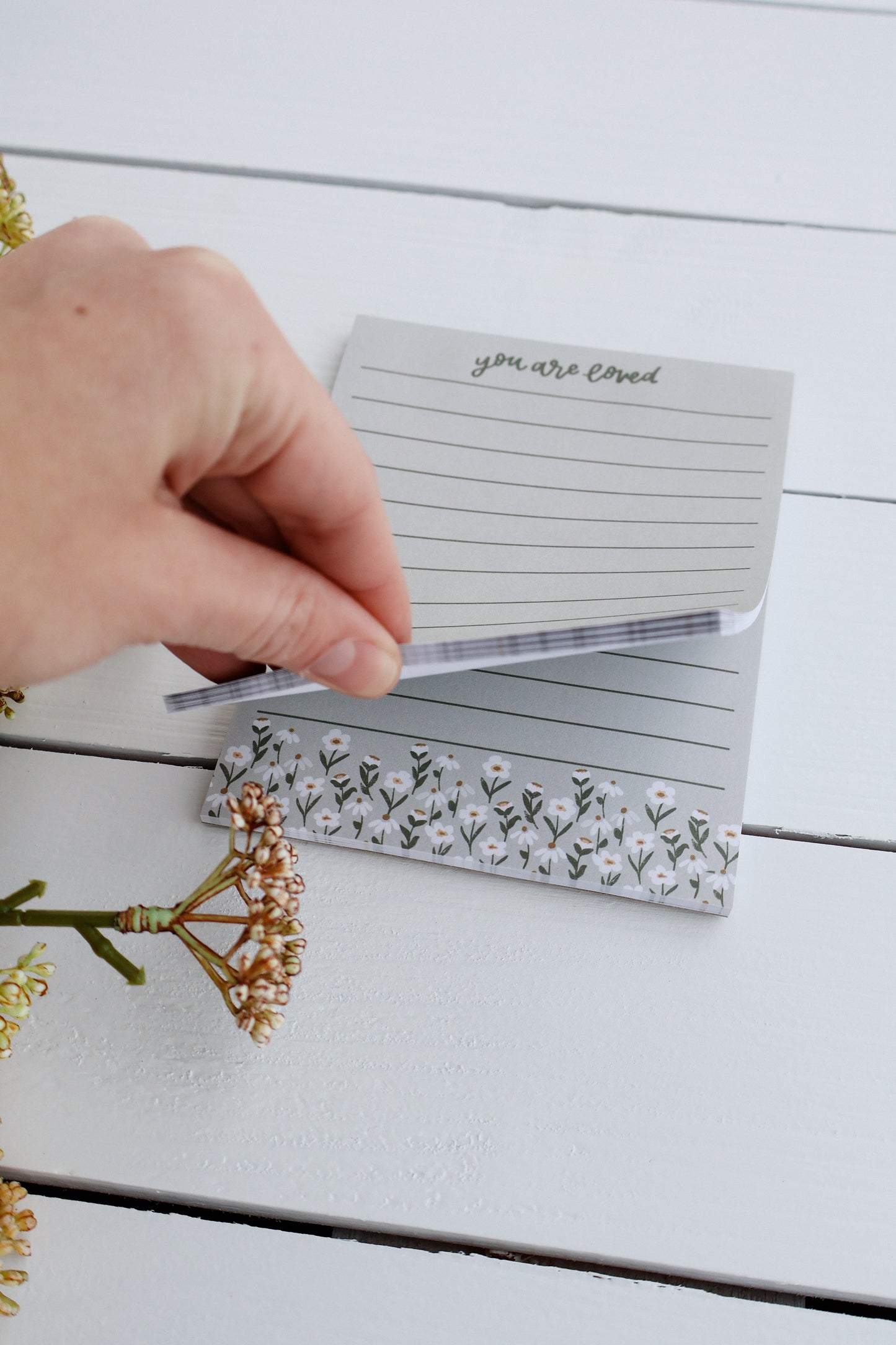 Daisy Meadow | notepad